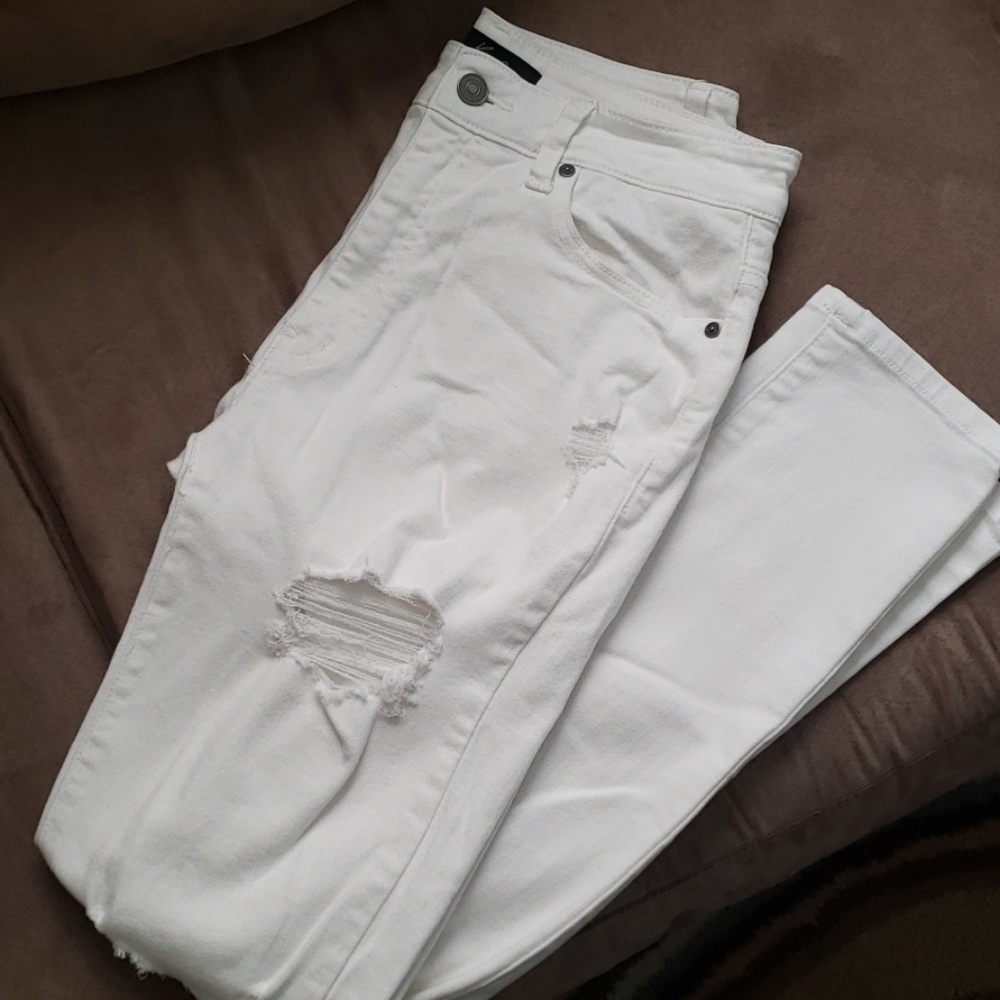 KanCan Distressed Full Length Jeans